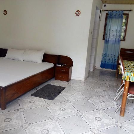 Aylos Bay Hotell Akosombo Exteriör bild