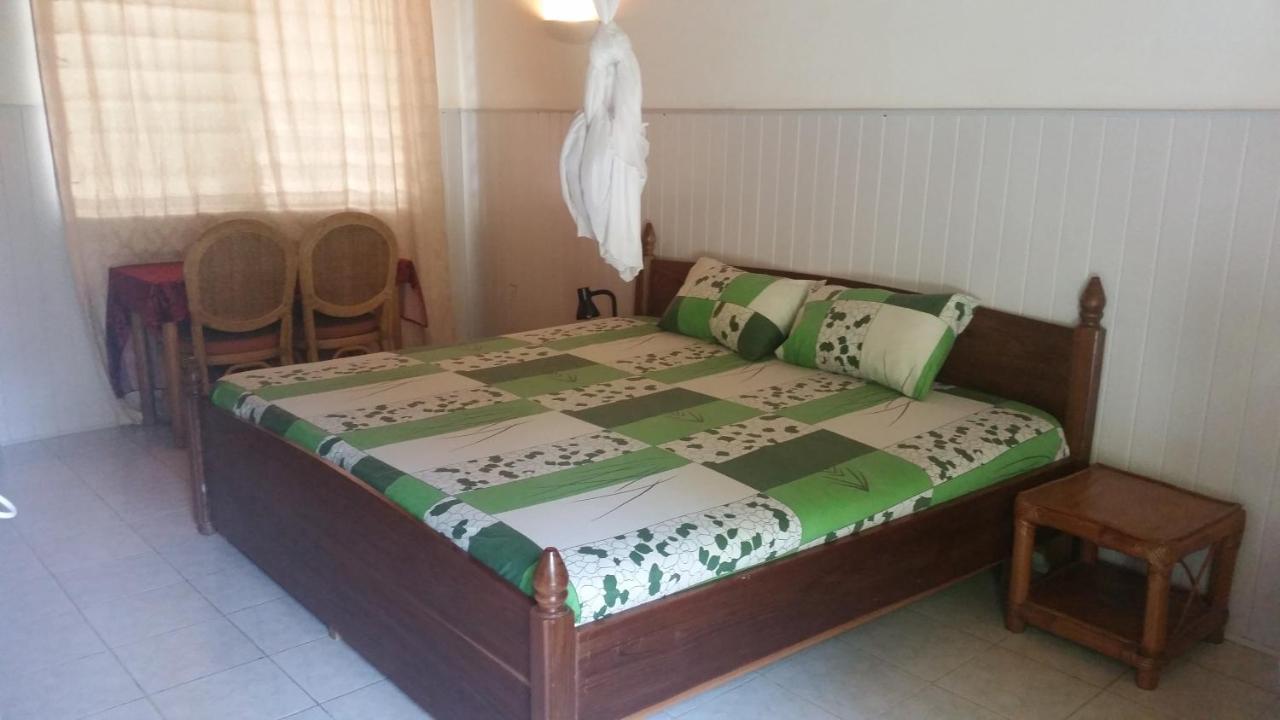Aylos Bay Hotell Akosombo Exteriör bild