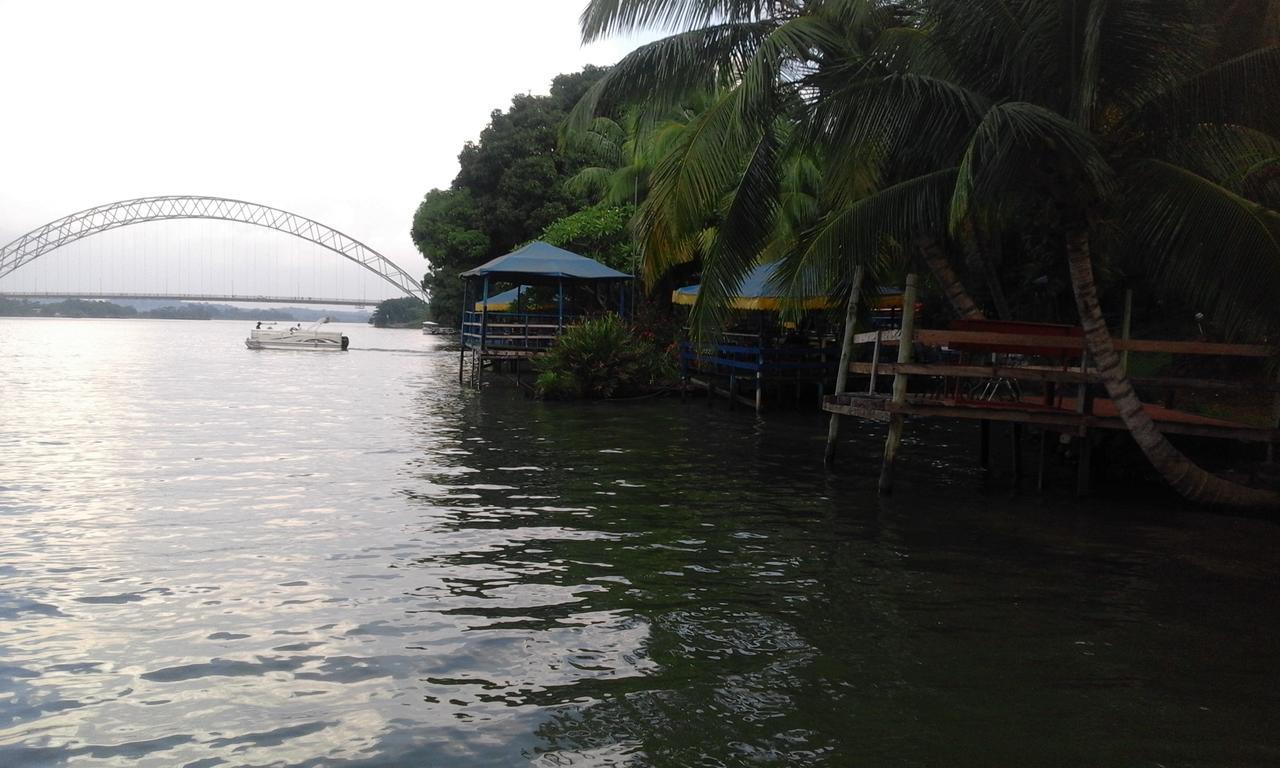 Aylos Bay Hotell Akosombo Exteriör bild