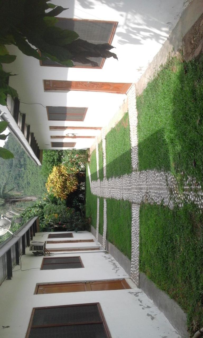 Aylos Bay Hotell Akosombo Exteriör bild