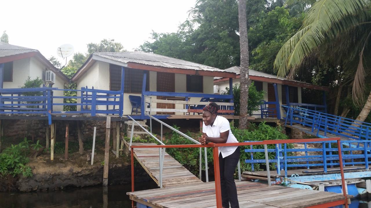 Aylos Bay Hotell Akosombo Exteriör bild